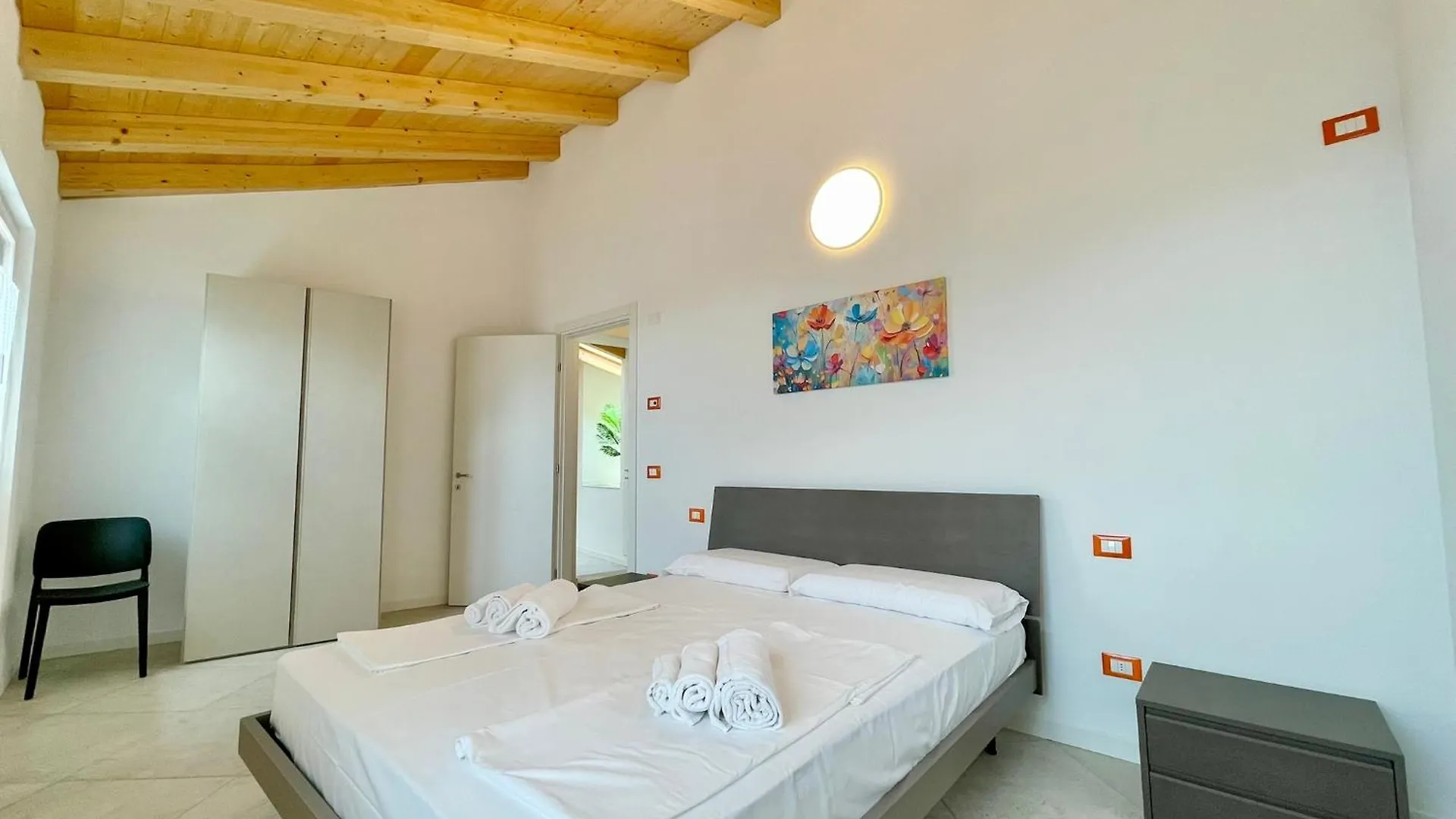 מאלצ'סינה Benni Apartments איטליה
