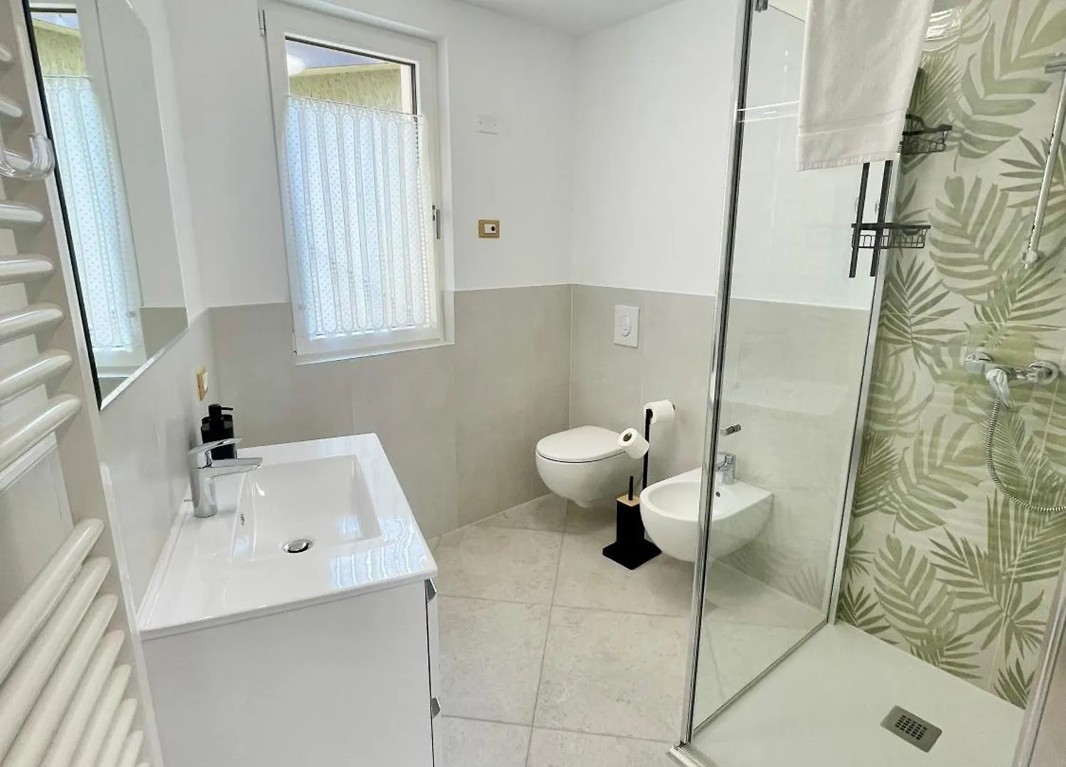 מאלצ'סינה Benni Apartments