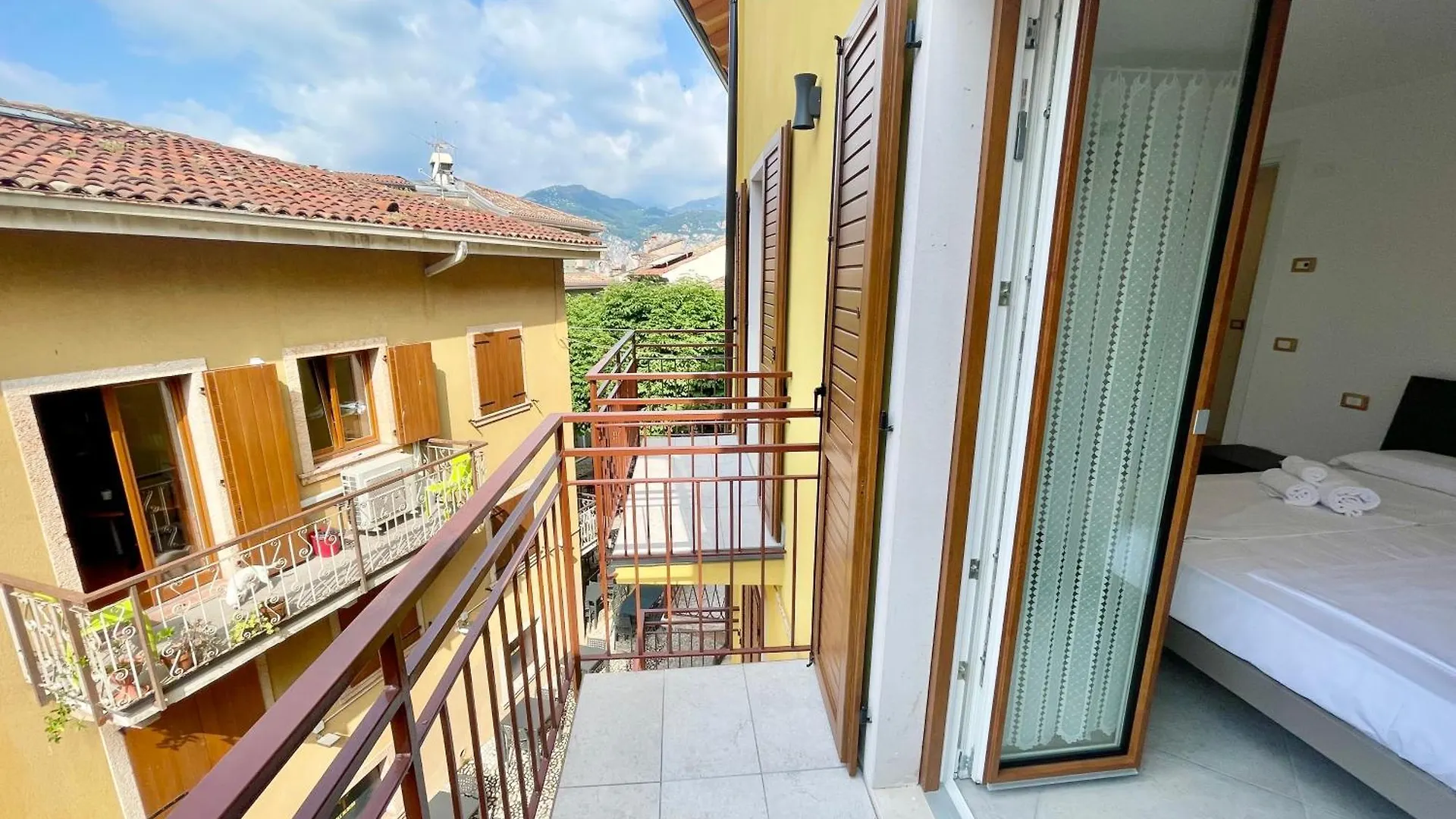 מאלצ'סינה Benni Apartments 0*,  איטליה